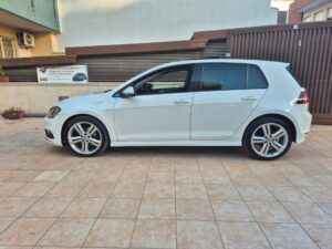Volkswagen Golf 1.6 TDI 5p. R-LINE TETTO