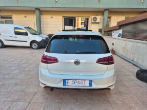 Volkswagen Golf 1.6 TDI 5p. R-LINE TETTO